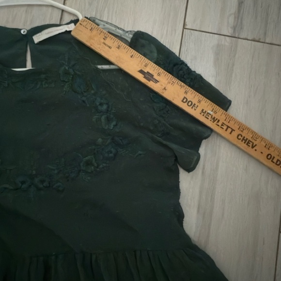 Zara Trafaluc Blouse sz Medium Green Embroidered Ruffle Peplum Top Short Sleeves - Picture 9 of 11